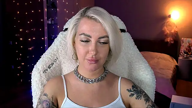 tykioty Miley online show from 01/18/25, 03:16