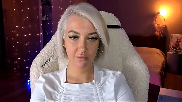 tykioty Miley online show from 01/24/25, 01:25