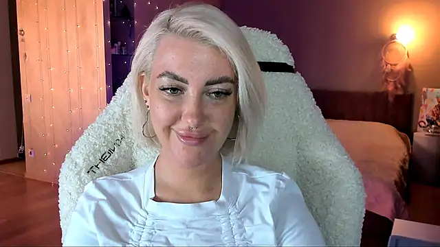 tykioty Miley online show from 02/08/25, 12:50