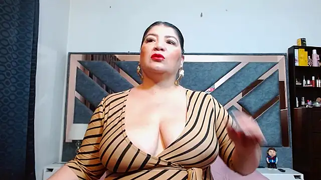 Snapshot of KarlaTesg chatting on 08/04/26, 09:34 KarlaTesg online show from 08/04/26, 09:34
