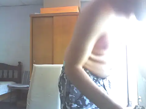 Snapshot of nicedick_bro chatting on 02/02/25, 06:10 nicedick bro online show from 02/02/25, 06:10