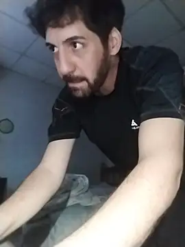 Snapshot of nicedick_bro chatting on 11/26/25, 03:40 nicedick bro online show from 11/26/25, 03:40