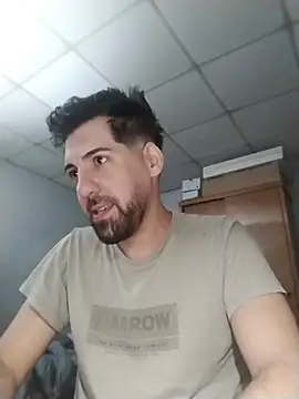 Snapshot of nicedick_bro chatting on 12/03/25, 06:10 nicedick bro online show from 12/03/25, 06:10