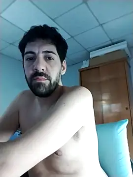 Snapshot of nicedick_bro chatting on 12/18/25, 04:57 nicedick bro online show from 12/18/25, 04:57