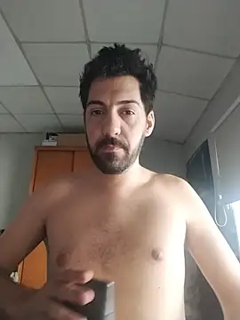 Snapshot of nicedick_bro chatting on 01/14/26, 01:17 nicedick bro online show from 01/14/26, 01:17