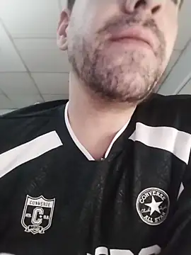 Snapshot of nicedick_bro chatting on 02/05/26, 03:00 nicedick bro online show from 02/05/26, 03:00