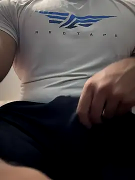 mrtoy121 online show from 12/01/25, 01:38