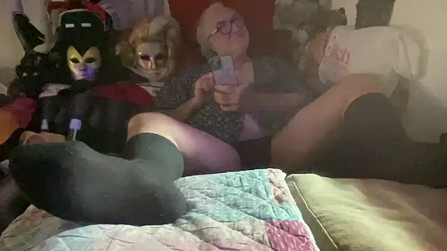 EroticVenetian online show from 12/02/25, 04:18