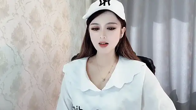 VIWVI online show from 03/04/25, 02:17