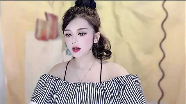 Snapshot of VIWVI chatting on 03/06/26, 05:04 VIWVI online show from 03/06/26, 05:04