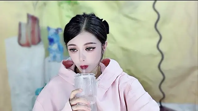 Snapshot of VIWVI chatting on 03/16/26, 05:13 VIWVI online show from 03/16/26, 05:13