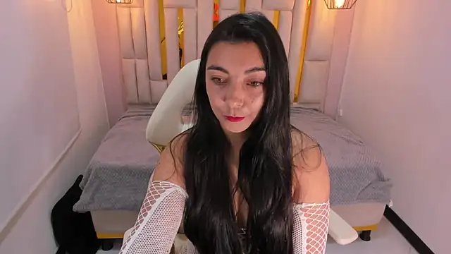 Karla hernandez  online show from 02/15/25, 11:17