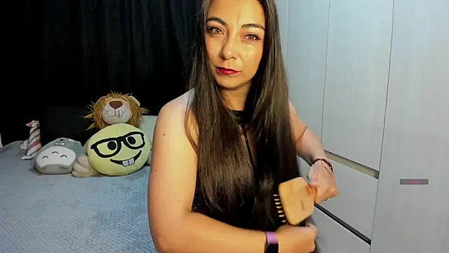 Karla hernandez  online show from 05/02/26, 10:53