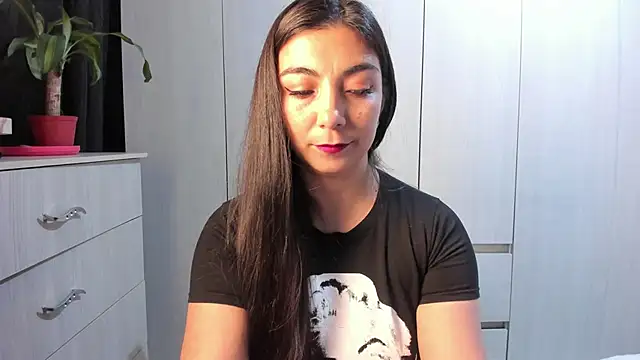 Karla hernandez  online show from 05/21/26, 10:44