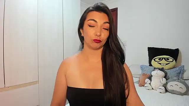 Karla hernandez  online show from 06/02/26, 10:39