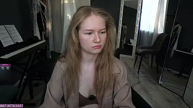Alexandra Demore online show from 06/22/26, 06:27