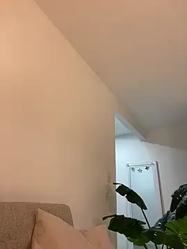 Snapshot of montmariana chatting on 01/23/25, 03:58 montmariana online show from 01/23/25, 03:58