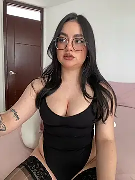 montmariana online show from 06/17/26, 09:49