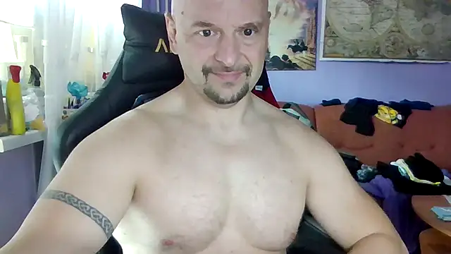 Sports-beast online show from 05/11/26, 06:19