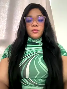 Snapshot of ashley_Tompson1 chatting on 11/11/25, 12:16 ashley Tompson1 online show from 11/11/25, 12:16