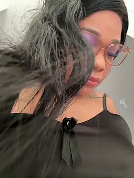 Snapshot of ashley_Tompson1 chatting on 11/13/25, 12:59 ashley Tompson1 online show from 11/13/25, 12:59