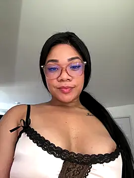 Snapshot of ashley_Tompson1 chatting on 11/21/25, 12:15 ashley Tompson1 online show from 11/21/25, 12:15