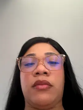 Snapshot of ashley_Tompson1 chatting on 12/04/25, 01:31 ashley Tompson1 online show from 12/04/25, 01:31