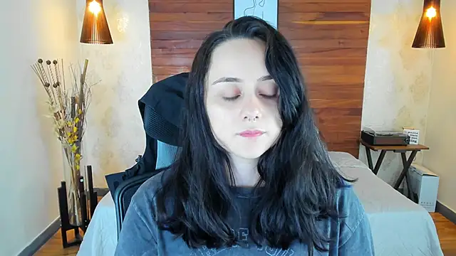 KatherineBond online show from 03/13/25, 11:38