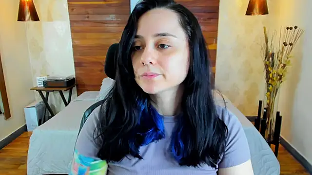 KatherineBond online show from 03/18/25, 07:20