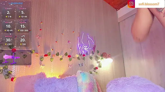 Sofi Blossom online show from 05/13/26, 09:00