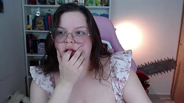 Snapshot of Gabiwaifu chatting on 07/05/26, 12:39 Gabiwaifu online show from 07/05/26, 12:39