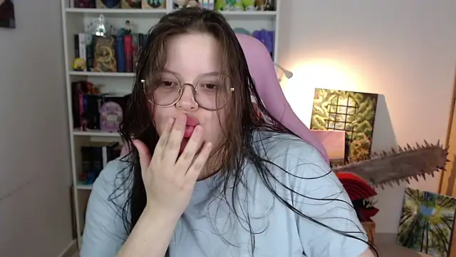 Snapshot of Gabiwaifu chatting on 07/10/26, 03:55 Gabiwaifu online show from 07/10/26, 03:55