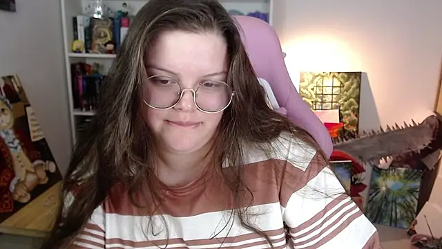 Snapshot of Gabiwaifu chatting on 07/26/26, 03:14 Gabiwaifu online show from 07/26/26, 03:14