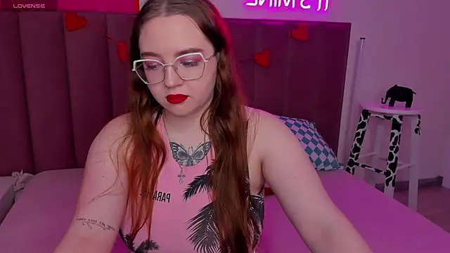 Emma adorablle online show from 02/15/25, 01:31