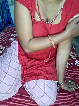 Priya Bong online show from 01/08/25, 05:16