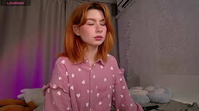 Snapshot of Evaa_Moonn_ chatting on 09/14/25, 11:26 Evaa Moonn online show from 09/14/25, 11:26