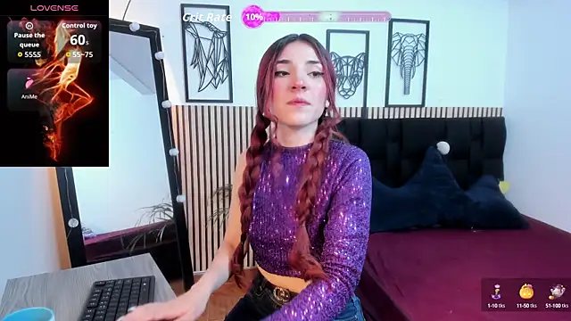 LILA ELLIOT online show from 10/07/25, 07:44