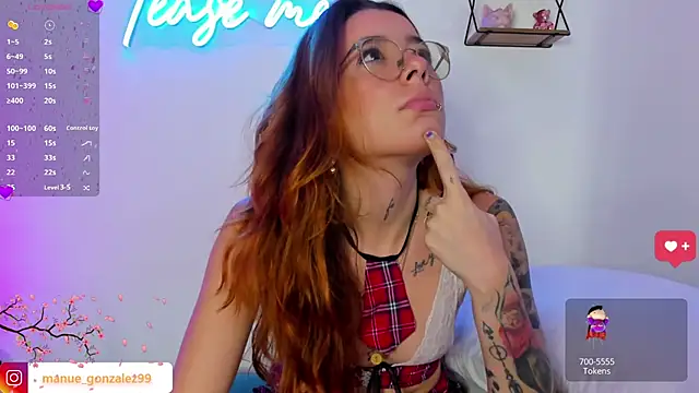 Snapshot of Manuela_monroe chatting on 01/14/25, 01:28 Manuela monroe online show from 01/14/25, 01:28