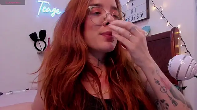 Manuela monroe online show from 05/12/26, 12:08