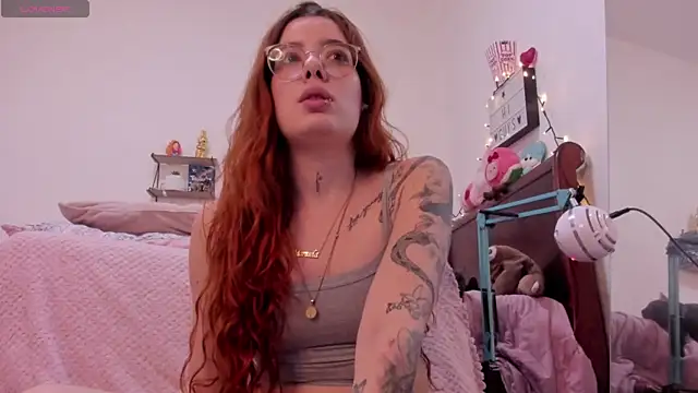 Manuela monroe online show from 05/17/26, 09:44