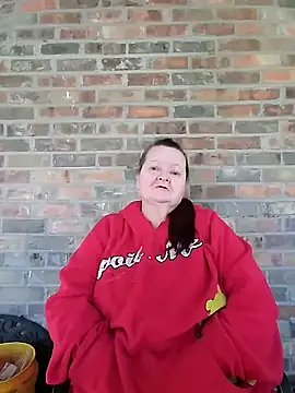 Snapshot of Bayou_Woman68 chatting on 11/03/25, 04:30 Bayou Woman68 online show from 11/03/25, 04:30