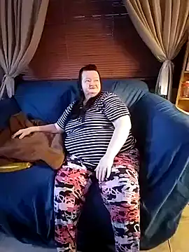 Snapshot of Bayou_Woman68 chatting on 02/20/26, 12:27 Bayou Woman68 online show from 02/20/26, 12:27