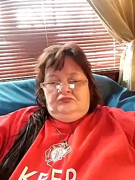 Snapshot of Bayou_Woman68 chatting on 02/21/26, 02:18 Bayou Woman68 online show from 02/21/26, 02:18