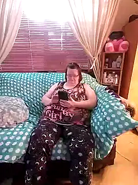 Snapshot of Bayou_Woman68 chatting on 06/15/26, 03:03 Bayou Woman68 online show from 06/15/26, 03:03