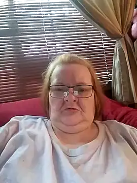 Snapshot of Bayou_Woman68 chatting on 06/26/26, 04:22 Bayou Woman68 online show from 06/26/26, 04:22