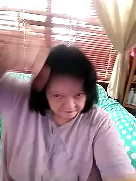 Snapshot of Bayou_Woman68 chatting on 07/15/26, 04:01 Bayou Woman68 online show from 07/15/26, 04:01