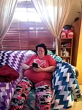 Snapshot of Bayou_Woman68 chatting on 07/28/26, 02:13 Bayou Woman68 online show from 07/28/26, 02:13