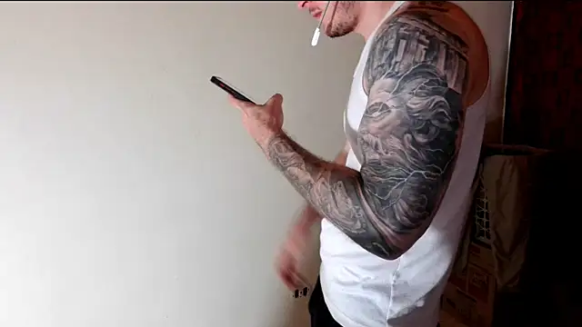 Snapshot of Kenner_fox77 chatting on 02/07/26, 03:54 Kenner fox77 online show from 02/07/26, 03:54