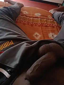 Snapshot of alanjoyoo chatting on 12/02/25, 06:41 alanjoyoo online show from 12/02/25, 06:41