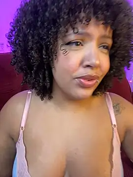 Snapshot of 99_Lilith chatting on 06/18/26, 12:33 99 Lilith online show from 06/18/26, 12:33